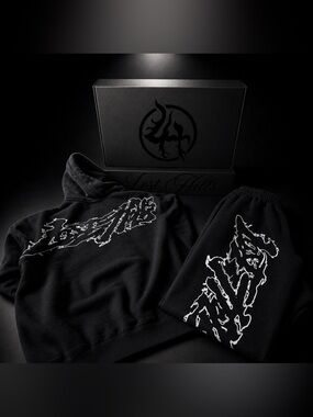 Lost Hills Black Hoodie & Sweatpants Set - Size L - NWT (comes in box shown)